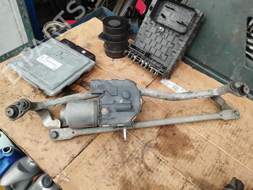 Used Front wiper motor Front wiper motor AUDI A3 (8P1) 2.0 TDI (170 hp) 34006091 34006091
