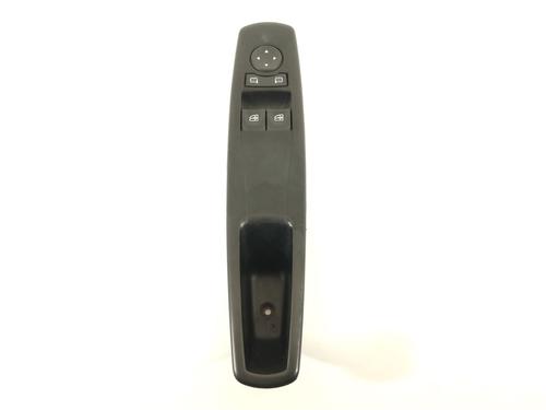 Used Left front window switch RENAULT MEGANE III Hatchback (BZ0/1_, B3_) [2008-2025]  29827004
