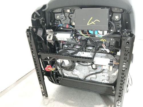 Right front seat CUPRA LEON Sportstourer (KL8, KU8, KUD) 2.0 VZ 4Drive | BP34648653C16  - Image 5