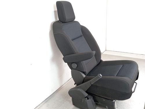 Left front seat PEUGEOT TRAVELLER Bus (V_) 2.0 BlueHDi 145 | BP33202993C15 - Image 3