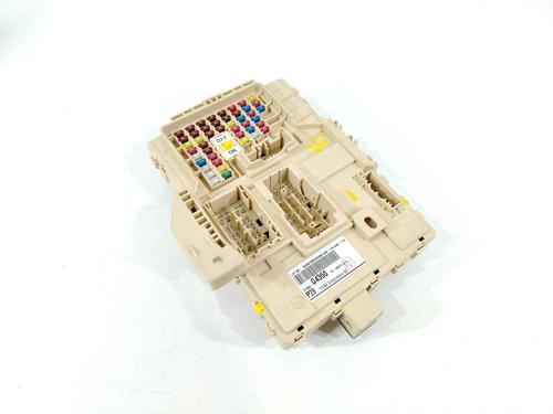 Used Fuse box Fuse box 32141816 32141816