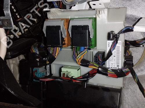 fuse-box-volvo-xc60-i-suv-156-2008-2009-2010-2011-2012-2013-2014-2015-2016-2017-2018-36230942 main image