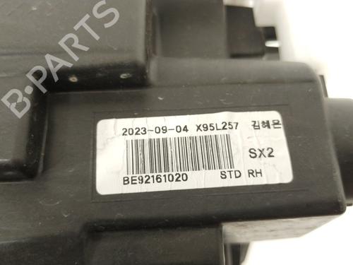 Right headlight HYUNDAI KONA (OS, OSE, OSI) 1.0 T-GDi Hybrid 48V | BP29284822C29 