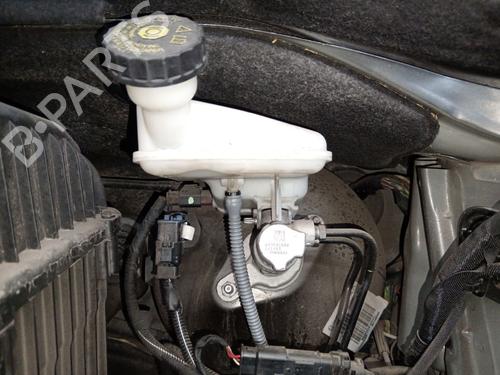 Used Brake master cylinder Brake master cylinder 38019319 38019319