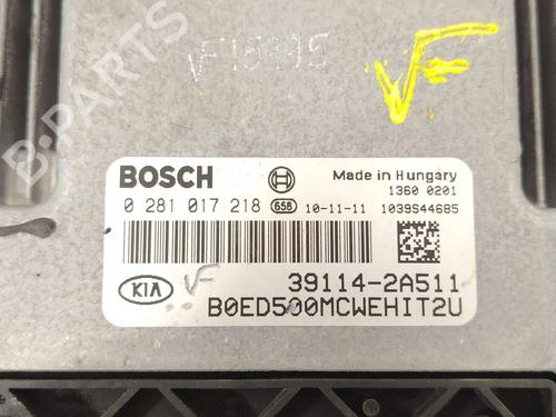 Engine control unit (ECU) KIA CEE'D Hatchback (ED) 1.6 CRDi 90 | BP31944698M57 - Image 3