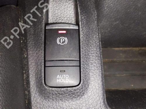 hand-brake-nissan-qashqai-ii-j11-j11_-2013-27090167 main image