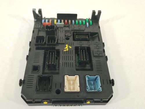 Used Fuse box Fuse box 38560480 38560480
