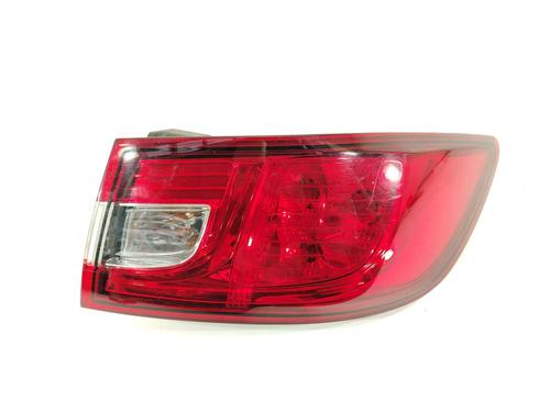right-taillight-renault-clio-iv-bh_-2012-2013-2014-2015-2016-2017-2018-2019-2020-2021-32784566 main image