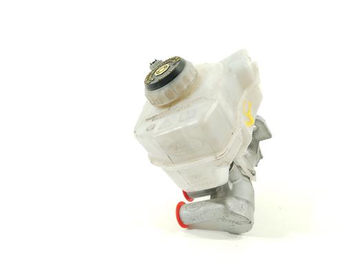 Brake master cylinder LAND ROVER RANGE ROVER SPORT II (L494) 3.0 TDV6 4x4 | BP26552789M77 