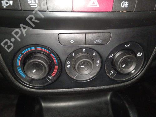 Used Climate control Climate control 37711619 37711619