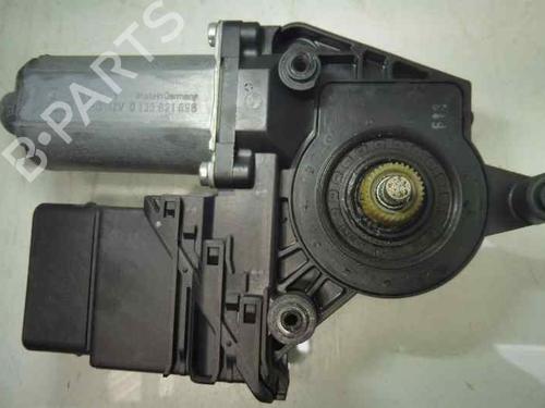 Used Right rear window motor SKODA SUPERB I (3U4) [2001-2008]  3242277
