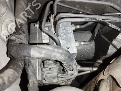 Used ABS pump VW POLO V (6R1, 6C1) 1.6 TDI (90 hp) 31775603