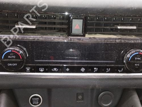 Used Climate control Climate control NISSAN QASHQAI III (J12) 1.3 DIG-T (140 hp) 35793918 35793918