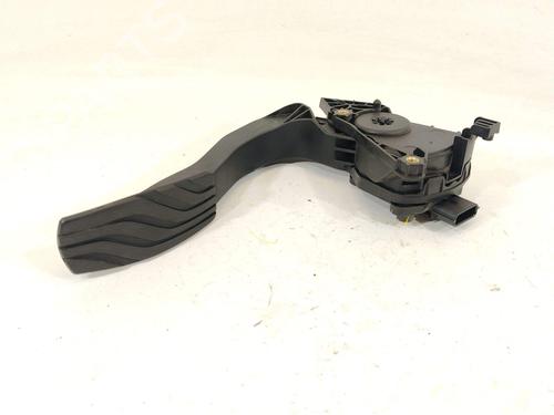Used Pedal Pedal RENAULT GRAND SCÉNIC IV (R9_) 1.5 dCi 110 (R9A3) (110 hp) 40101139 40101139