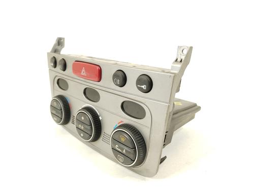 AC Styreenhet / Manøvreringsenhet ALFA ROMEO GT (937_) 1.9 JTD (937CXN1B) | BP30594014I5