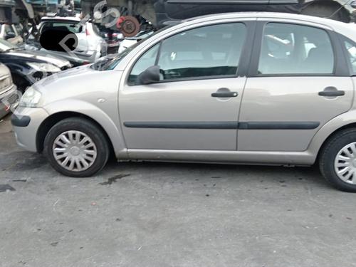 Fuse box CITROËN C3 I (FC_, FN_) 1.4 HDi | BP23565443E1