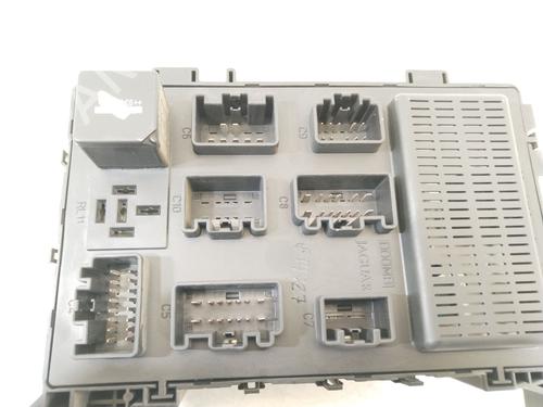 Fuse box JAGUAR X-TYPE I (X400) 2.0 D | BP31291459E1 - Image 4