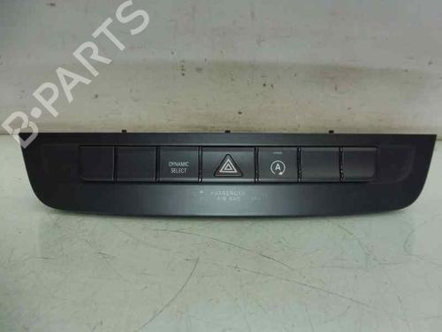 Used Warning switch MERCEDES-BENZ CLA Coupe (C117) CLA 200 CDI / d (117.308) (136 hp) 3466550