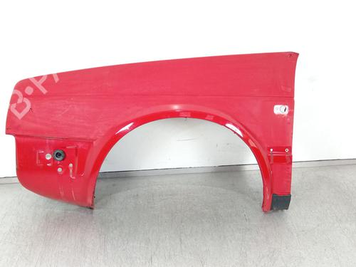 Guarda-lamas esquerdo VW GOLF II (19E, 1G1) 1.6 (75 hp) 31756909