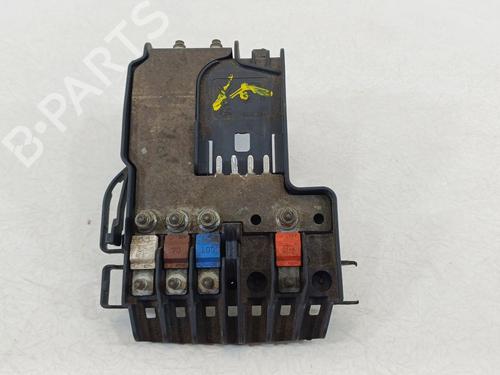 Sikringsdose PEUGEOT PARTNER Tepee [2008-2025]  26025796