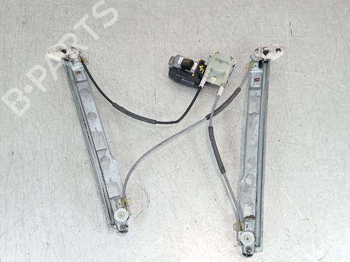 Lève-vitre avant gauche RENAULT MEGANE II (BM0/1_, CM0/1_) 1.5 dCi (BM1E, CM1E) (106 hp) 29970470