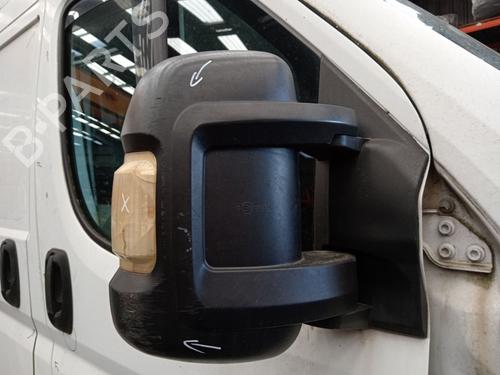 Retrovisor derecho Retrovisor derecho 38074407 38074407