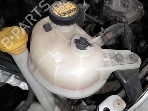 Ekpansionstank TOYOTA YARIS (_P13_) 1.4 D (NLP130_, NLP130) (90 hp) 32280182