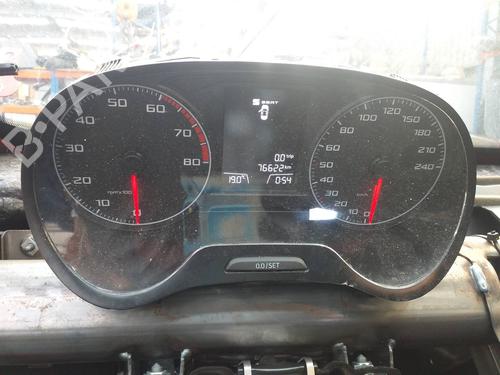 Used Instrument cluster SEAT IBIZA IV (6J5, 6P1) [2008-2017]  8327396