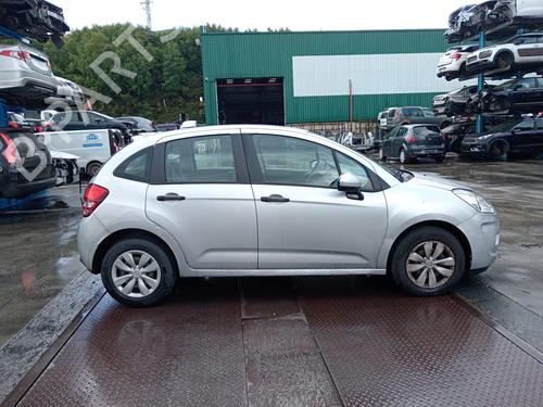 Interior roof light CITROËN C3 II (SC_) 1.4 HDi 70 (SC8HZC, SC8HR0, SC8HP4) | BP38443516I8 - Image 1