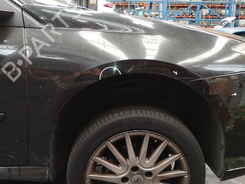 Used Right front fenders RENAULT LAGUNA III (BT0/1) 2.0 dCi (BT01, BT08, BT09, BT0E, BT0K, BT12, BT1C, BT1D,... (150 hp) 30271899