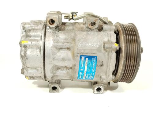 Used AC compressor VOLVO S40 II (544) 2.0 D (136 hp) 31975571