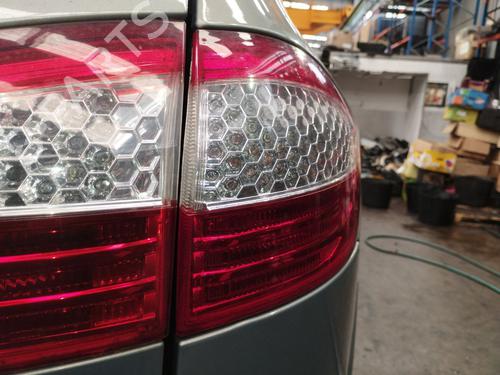 Used Right taillight FORD MONDEO IV (BA7) 1.8 TDCi (125 hp) 28321295