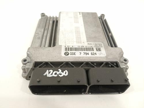 Used Engine control unit (ECU) BMW 3 (E46) 320 d (136 hp) 17053939