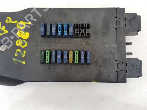 Used Fuse box MERCEDES-BENZ SPRINTER 2-t Van (B901, B902) 212 D (901.461, 901.462, 902.461, 902.462) (122 hp) 29248531