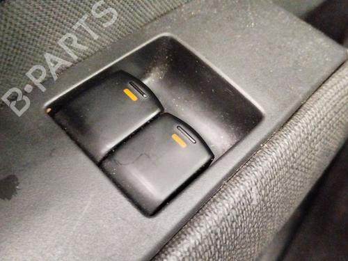 Used Left front window switch NISSAN MICRA III (K12) 1.4 16V (88 hp) 27983389