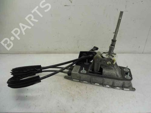 Used Gear lever VW SCIROCCO III (137, 138) 2.0 TDI (170 hp) 7443337