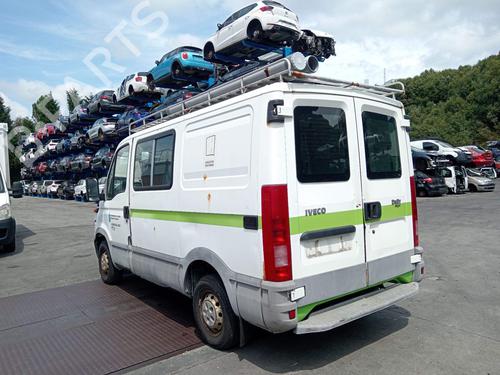 Right front indicator IVECO DAILY III Van 29 L 9 V | BP37997119C33 - Image 6