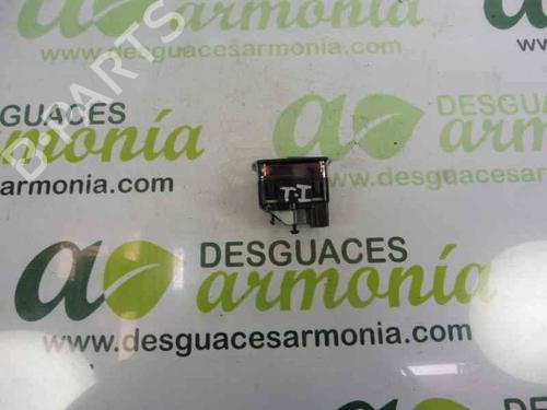 Left rear window switch MERCEDES-BENZ E-CLASS Coupe (C207) E 350 CGI (207.357) | BP1948549I29 - Image 1
