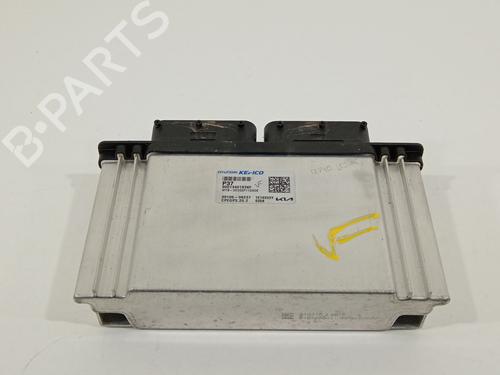 Engine control unit (ECU) KIA RIO IV (YB, SC, FB)  3910608237