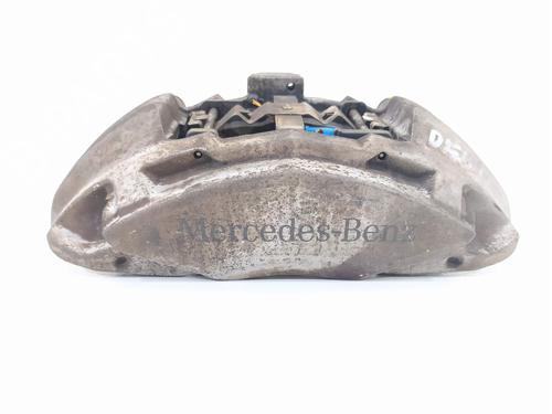 Used Right front brake caliper Right front brake caliper 11585857 11585857