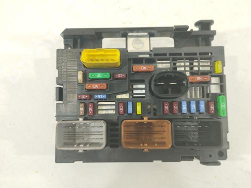 Used Fuse box Fuse box 38702385 38702385