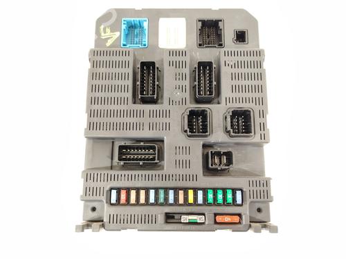 Used Fuse box CITROËN C4 I (LC_) 1.6 HDi (109 hp) 31628748