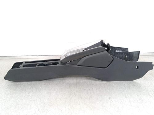 middle-console-audi-a1-sportback-gba-2018-33016365 main image