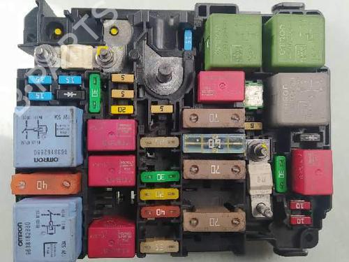 fuse-box-citroen-c-elysee-dd_-9804846880-2012-7034980 main image