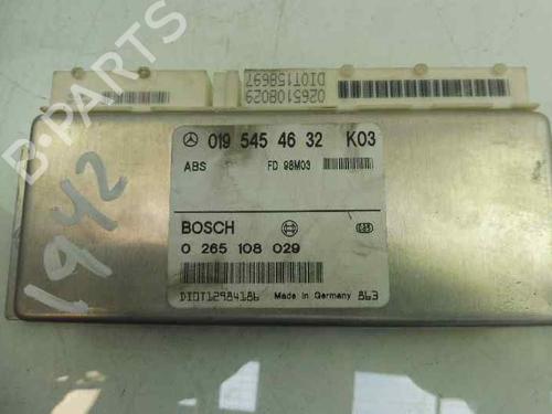 Used Control unit MERCEDES-BENZ C-CLASS (W202) [1993-2000]  3240588
