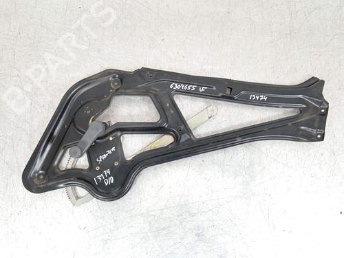 Used Front right window mechanism Front right window mechanism MERCEDES-BENZ SPRINTER 4-t Bus (B904) 413 CDI (904.663, 904.662) (129 hp) 33319880 33319880