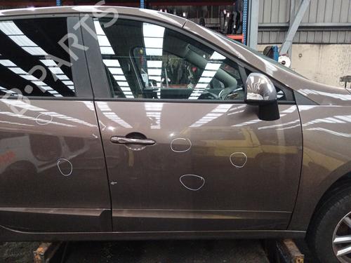 Used Right front door RENAULT SCÉNIC III (JZ0/1_) 1.2 TCe (116 hp) 32361336