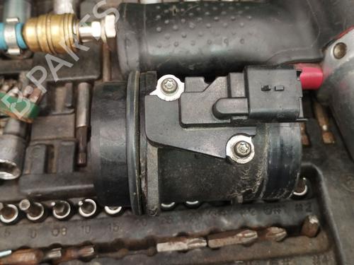 Used Mass air flow sensor Mass air flow sensor 38284869 38284869