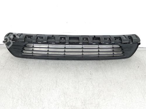 Used Grille OPEL VIVARO B Van (X82) [2014-2020]  31831774