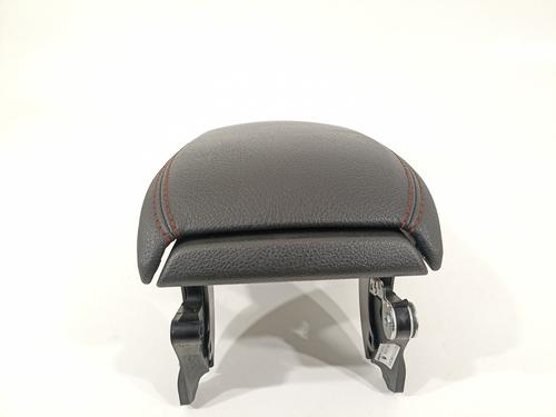 Armrest / Center console MERCEDES-BENZ CLA Coupe (C117) CLA 200 CDI / d (117.308) | BP16825166I20 